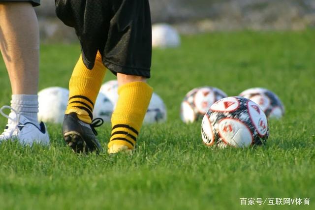 林孝天重伤！右踝三角韧带断裂 右侧腓骨骨折